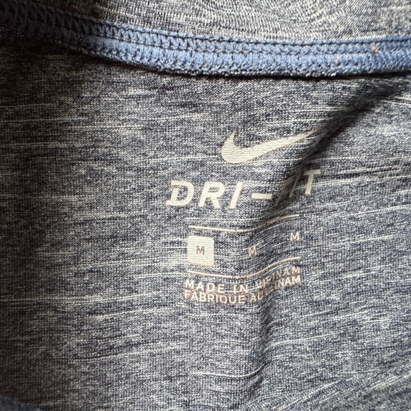 Nike dri fit - Picture 2 of 3